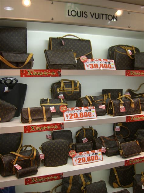 louis vuitton japan second hand|louis vuitton bags second hand.